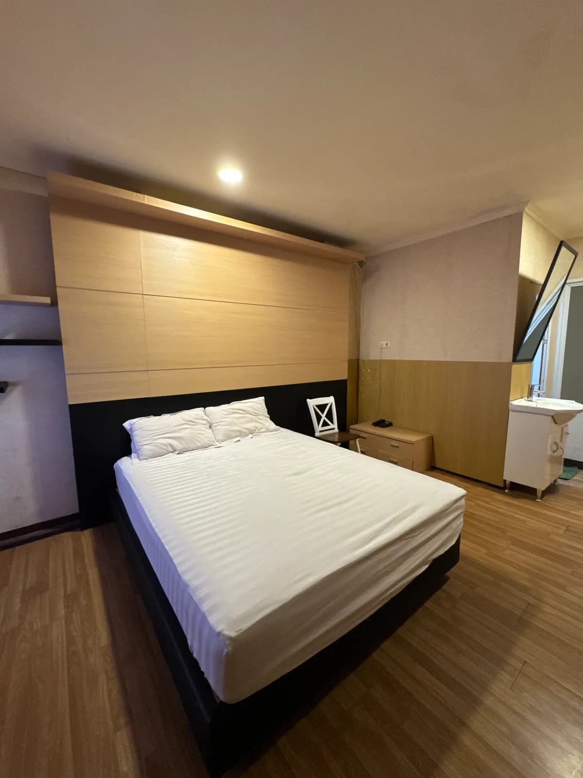 Kamar harian di Manado